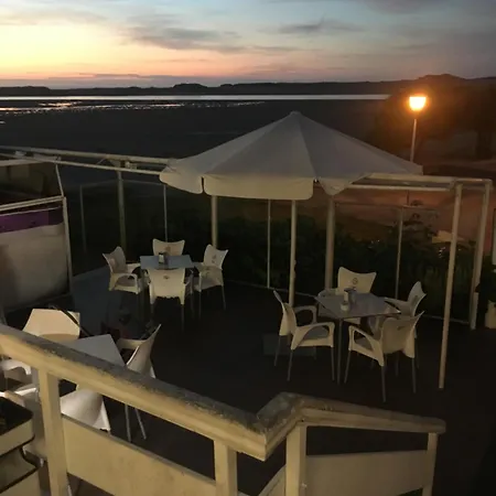 Lägenhet El Pinar De Atardeceres Unicos *